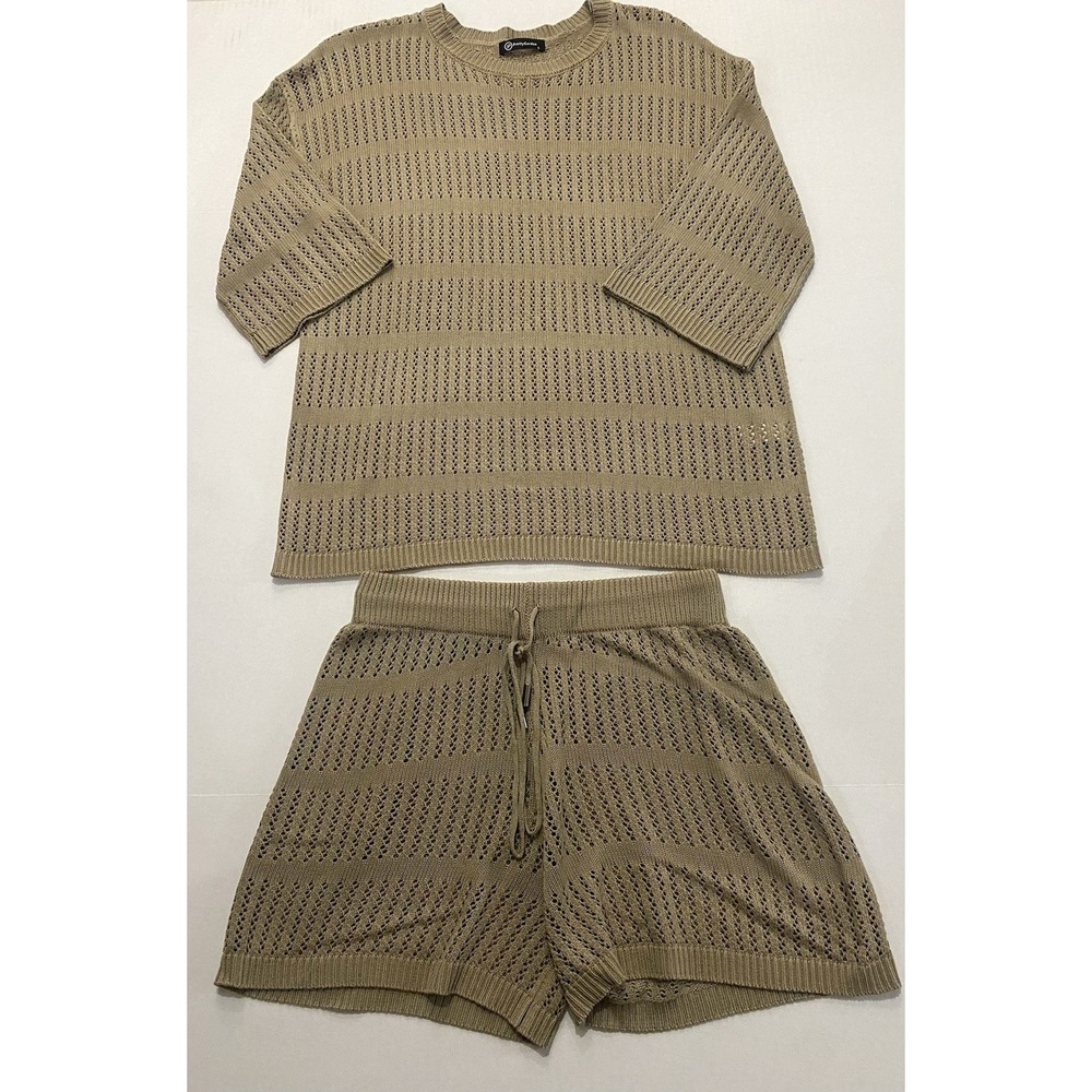 Pretty Gardens Mesh Top And Shorts Set. Women's Small